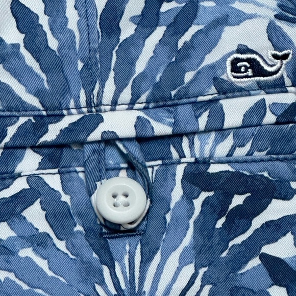 Vineyard Vines All Over Palm Print Chino front & Rear pockets - Picture 5 of 7